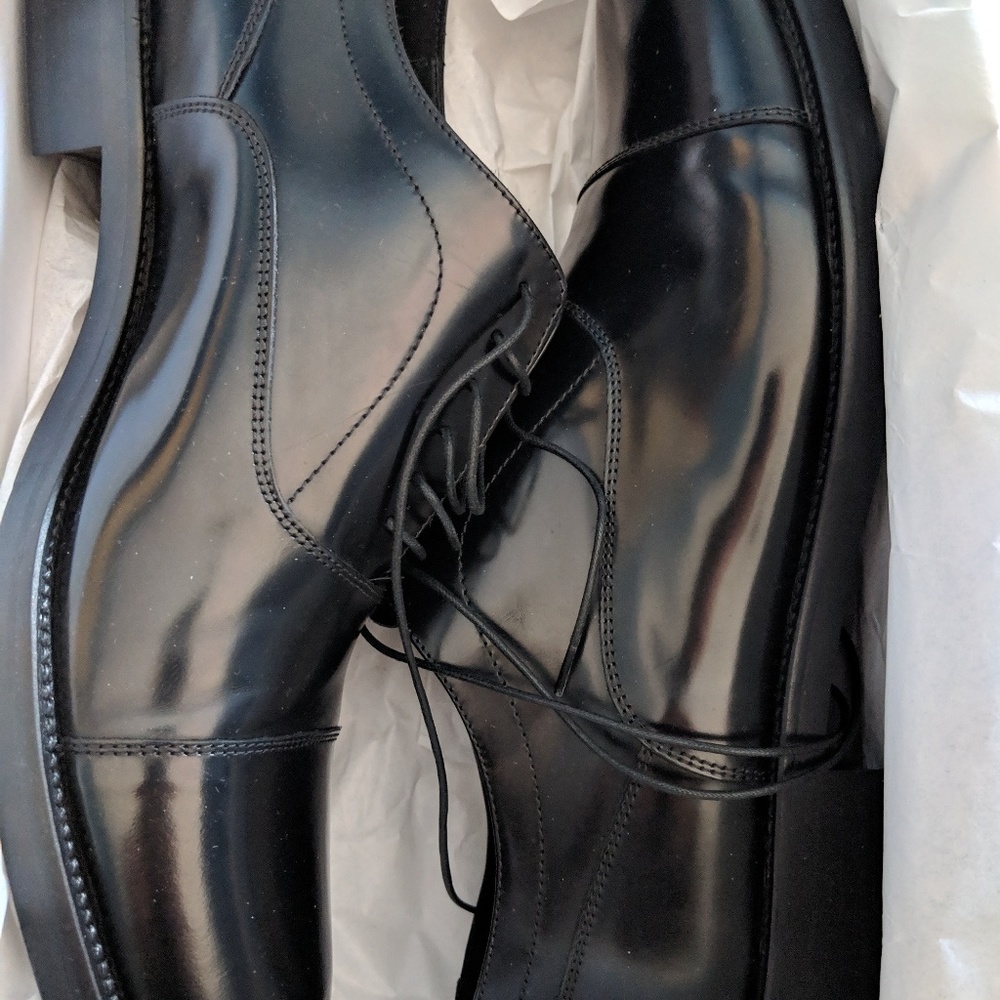 All black italian made Theory dress shoes
